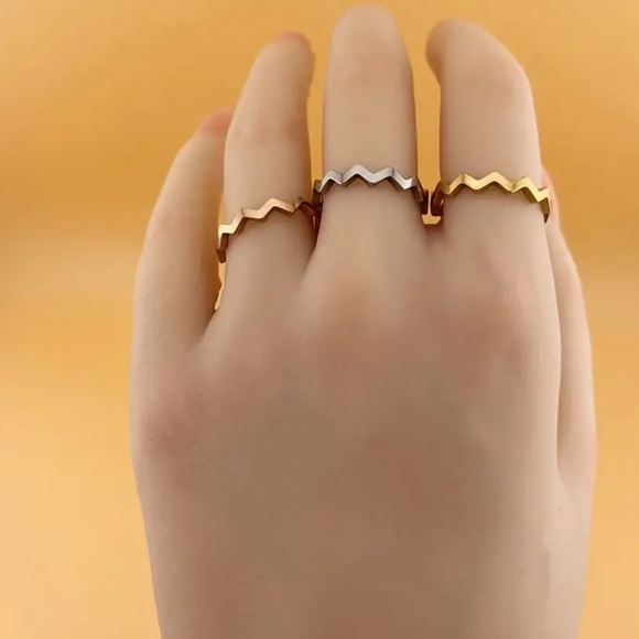 3pcs Chic Stacking Rings Made Of Stainless Steel Plated Trendy Wave Design - Picture 4 of 5